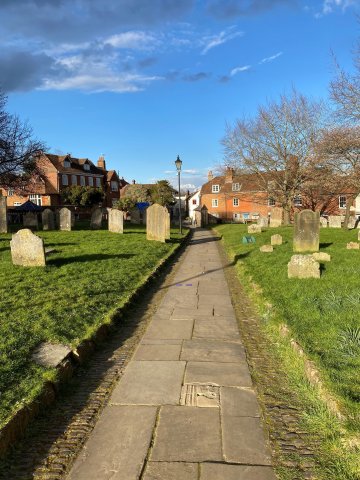 farnham church path